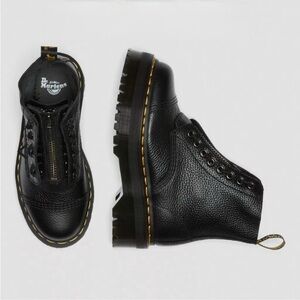 Dr. Martens Black sinclair Boots